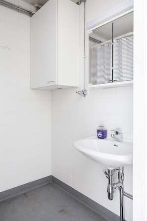 Monolocale comfort | Bagno | Doccia, asciugamani
