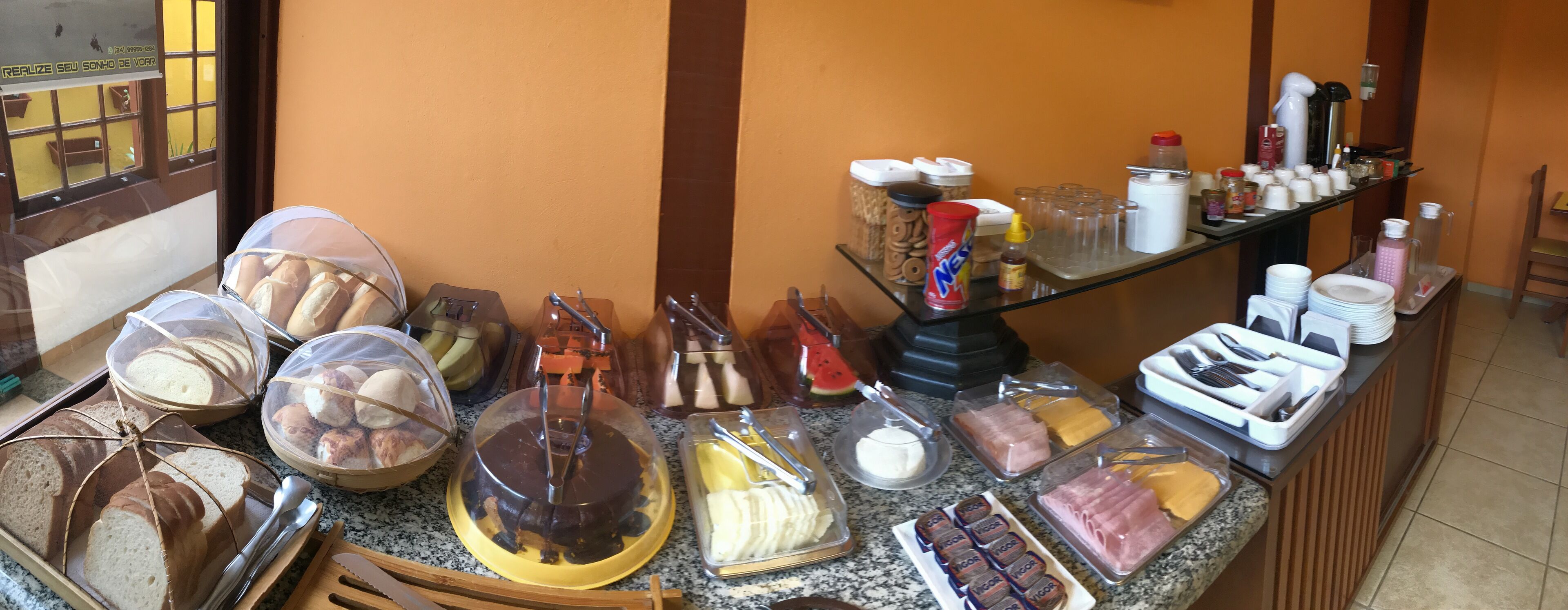 Desayuno buffet incluido todos los días