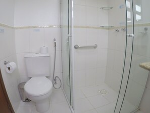 Basic Double Room | Bathroom | Shower, free toiletries, hair dryer, towels