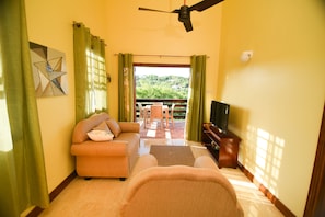 Premier Apartment, 1 Bedroom, Ocean View | Living area
