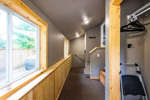 Interior - Spacious & Updated! Marquette Township Home - HotTub - Backyard - Garage (Marquette)