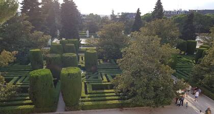 Hostal Loyola - Hostel