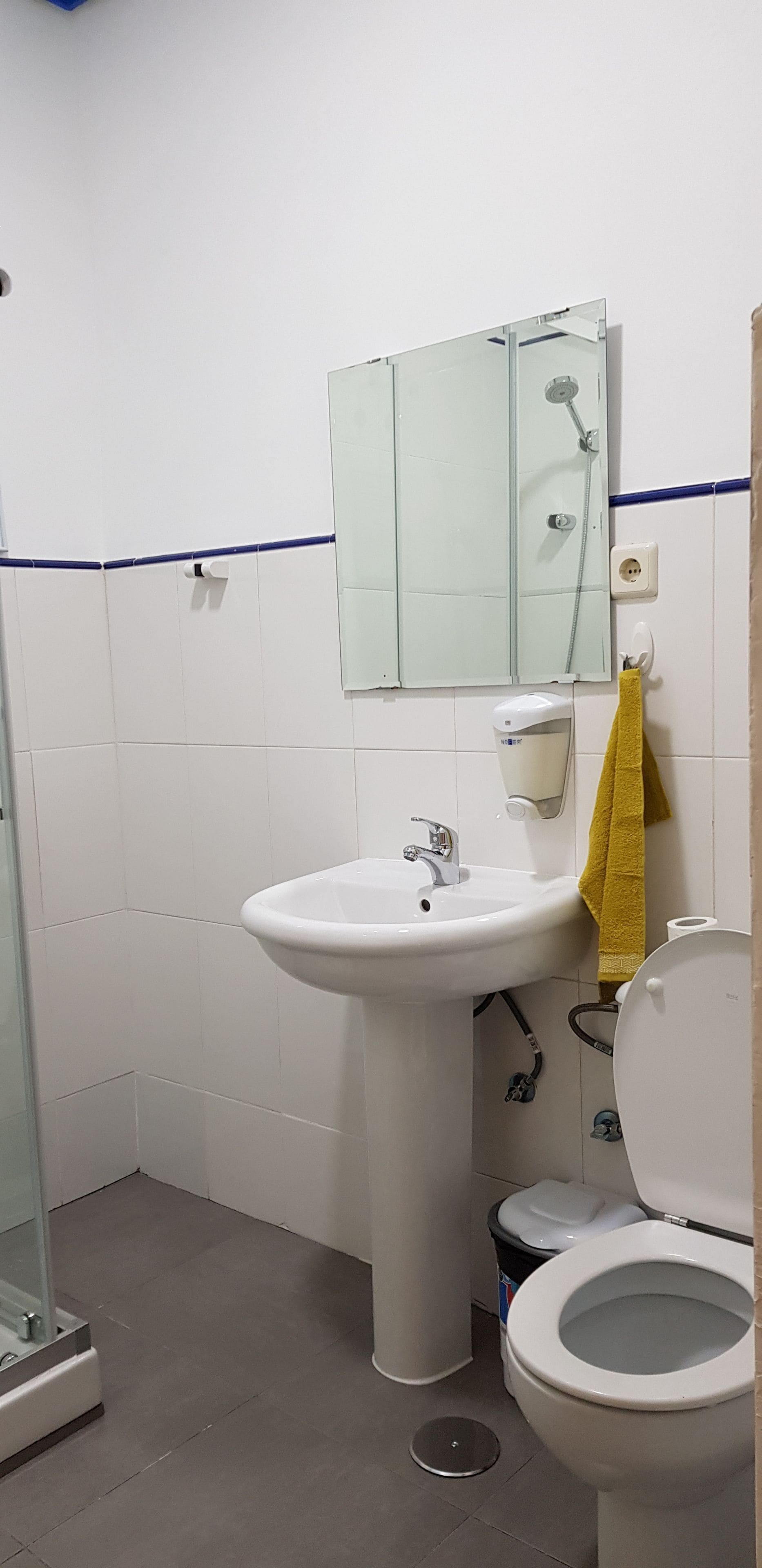 Foto - Hostal Loyola