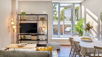 Design Apartment | Living area | Flat-screen TV, Netflix, streaming services
