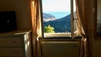 Chambre Double, balcon, vue mer (Vernazza)