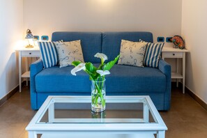 Artículos del minibar gratis y caja de seguridad en la habitación 