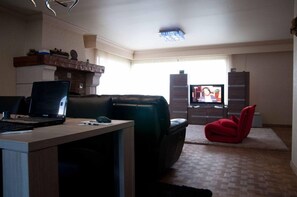 Frukost enligt egen beställning varje dag (EUR 15 per person)