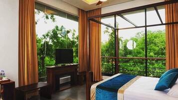 Deluxe Room, Forest View