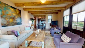 Condo (The Lincoln 402) | Living room - The Lincoln 402 (Santa Fe)