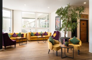 Sala de estar en el lobby
