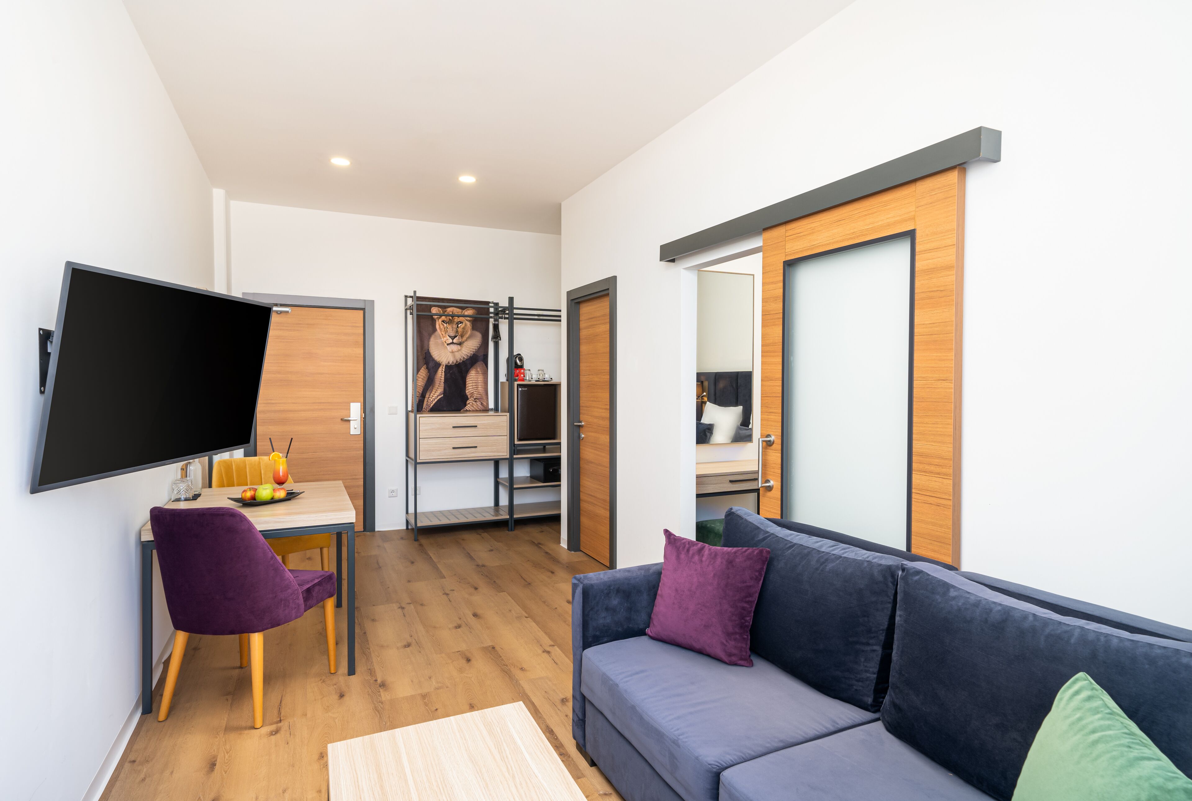 deluxe apartment | 1 bedroom, in-room safe, desk, laptop workspace