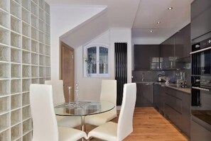 Two-Bedroom Flat | In-room dining