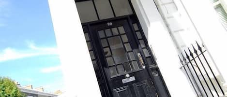 Chi tiết ngoại thất