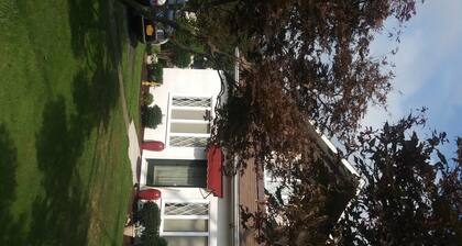 Regina house tea room guest house