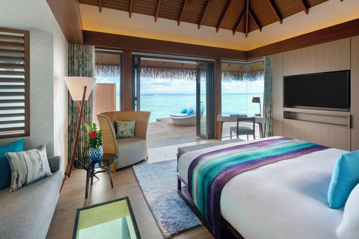 Ropa de cama de alta calidad y minibar 