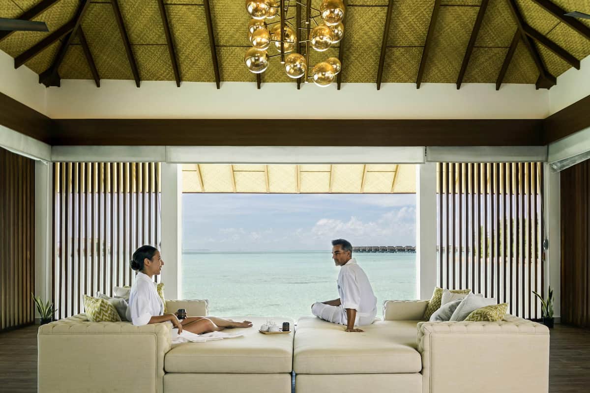 couples treatment room(s), sauna, hot tub, steam room, body treatments