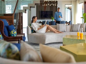 Habitació, 4 dormitoris (Ocean Pool Retreat) | Roba de llit d'alta qualitat, minibar i caixa forta a l'habitació 