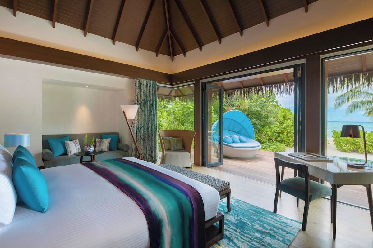 Family Villa, Beachfront