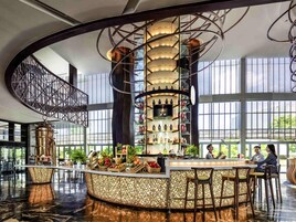 2 bars/lounges, poolside bar