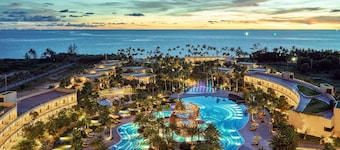 Pullman Phu Quoc Beach Resort