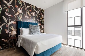 Seprai premium, selimut bulu angsa, dan didekorasi berbeda-beda