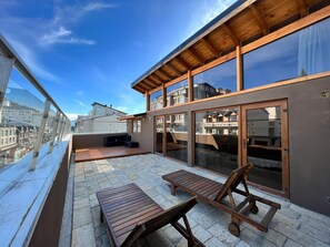 Apartment, City View (501) | Terrace/patio