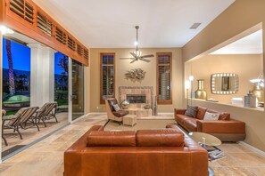 Unclassified image, 3 of 49, button