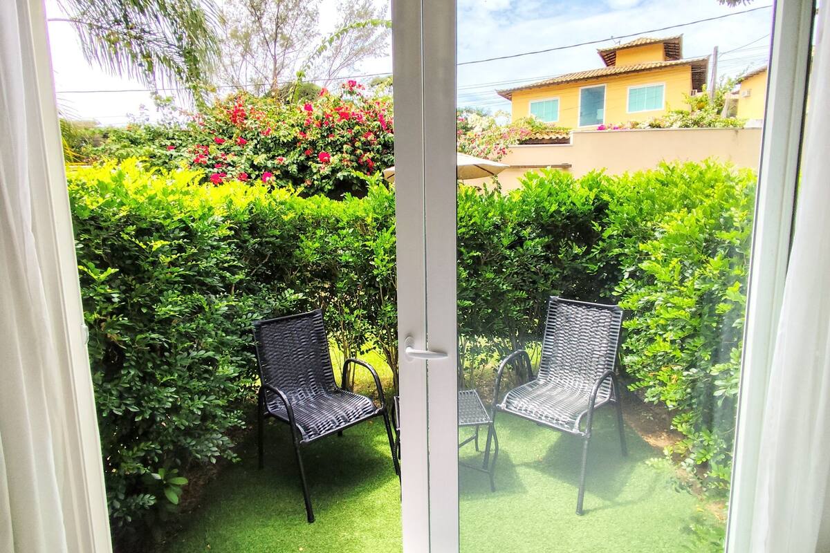 deluxe triple room | 1 bedroom, premium bedding, pillow-top beds, minibar