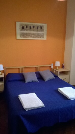 1 chambre, fer et planche à repasser, Wi-Fi