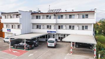 Entrada de la propiedad