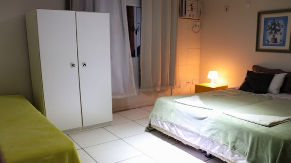 Sistema de insonorización, wifi gratis y ropa de cama 