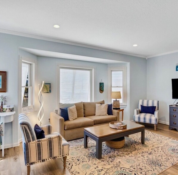 Smart TV, toys, books