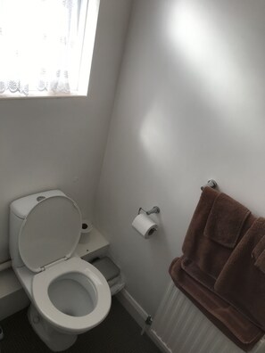 Basic Double Room, 1 Double Bed, Non Smoking | Bathroom shower - YO10 (York)