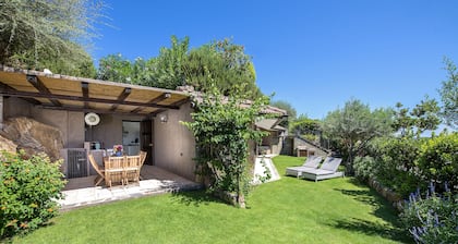 Cozy cottage 500m from the beach of Chia