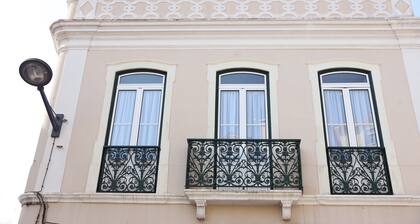 Glass Boutique - Rooms & Suites