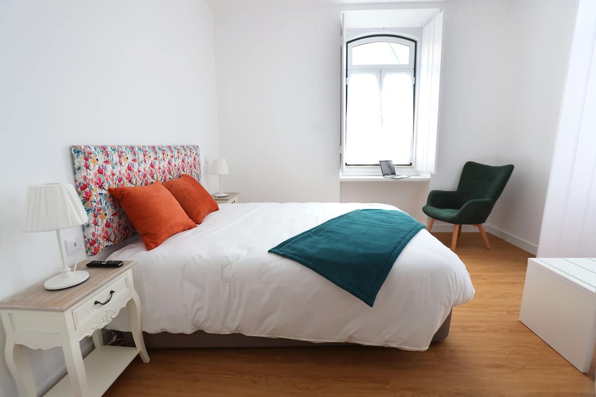 Hypo-allergenic bedding, individually decorated, individually furnished