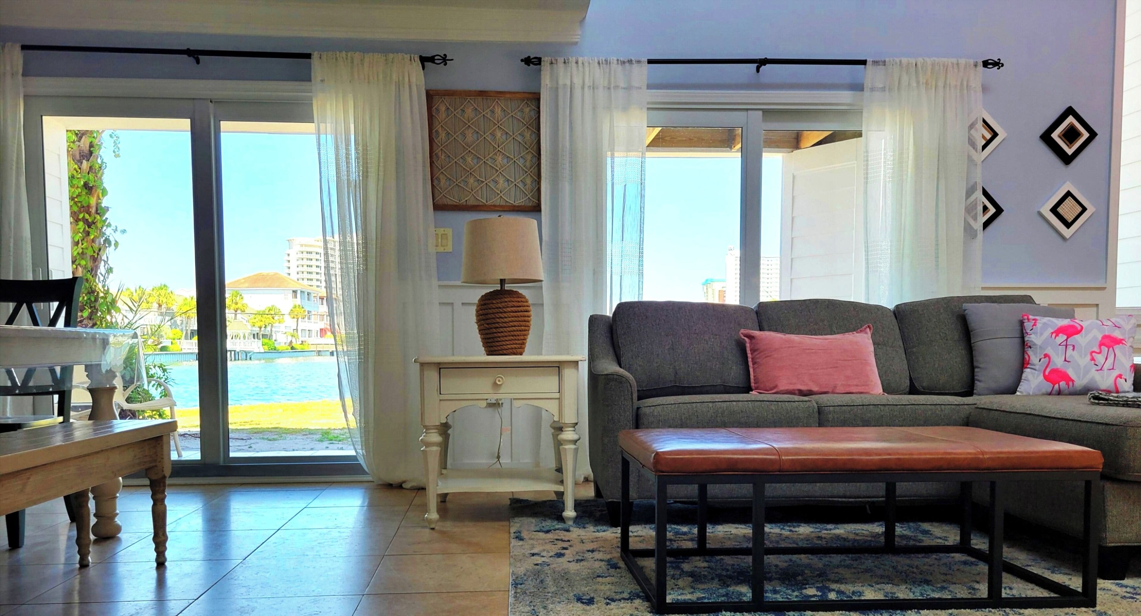 Smart TV, fireplace, offices