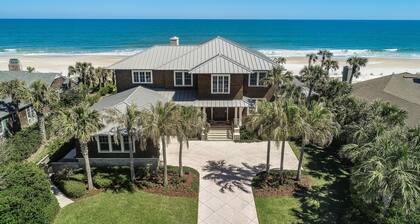 EXCLUSIVE ONE OF A KIND OCEAN FRONT BEACH HOUSE POOL AND SPA
