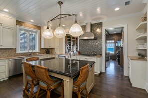 Fridge, microwave, oven, stovetop - EXCLUSIVE ONE OF A KIND OCEAN FRONT BEACH HOUSE POOL AND SPA (Ponte Vedra Beach)