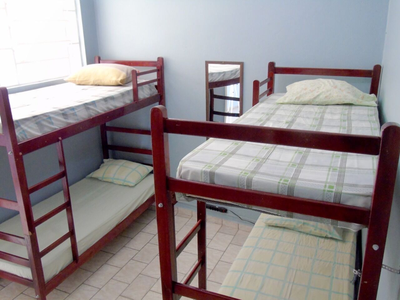 Desk, laptop workspace, soundproofing, free WiFi