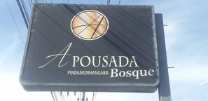 Exterior - A Pousada Pindamonhangaba (Pindamonhangaba)