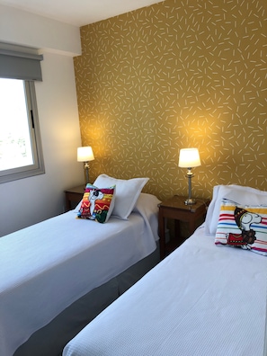 Apartment | 2 Schlafzimmer, Daunenbettdecken, individuell dekoriert