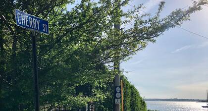 Carriage house rental Point Neighborhood downtown