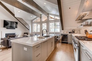 Huoneisto, 4 makuuhuonetta | Yksityinen keittiö