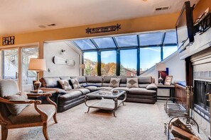 公寓客房, 3 間臥室 | 客廳