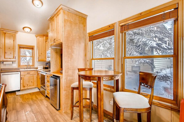 Condo, 1 Bedroom | Private kitchen - Alpine Retreat 6 by Vacasa (Park City)