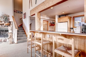 Condo, 3 Bedrooms | Private kitchen