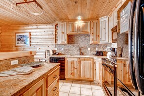 Huoneisto, 2 makuuhuonetta | Yksityinen keittiö