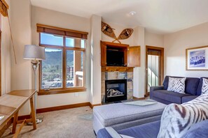 Condo, 1 Bedroom | Living room