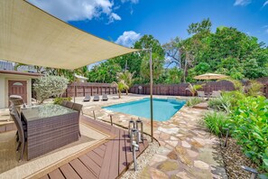 Outdoor pool - Modern Fort Lauderdale Retreat Near Beach, Las Olas & Airport (Fort Lauderdale)